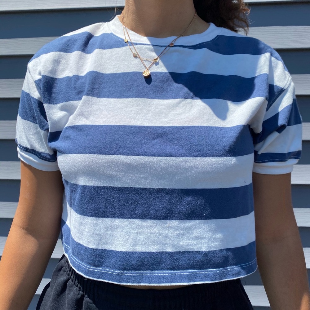 blue and white stripped crop top
